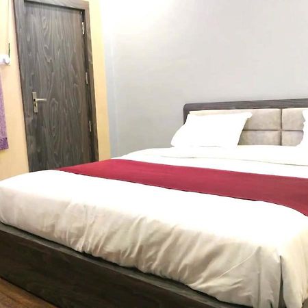Baba Hotel Shāmpur Eksteriør billede