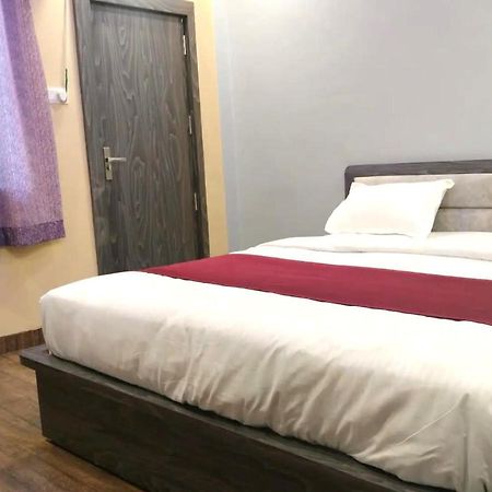 Baba Hotel Shāmpur Eksteriør billede